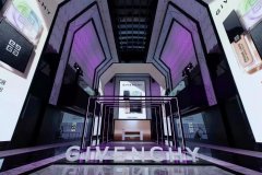 并介绍光采底妆家族新成